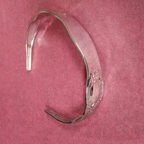 Spoon Design Bracelet - Picture 3 of 6